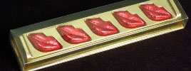 2001552 5 Lips Chocolate Box